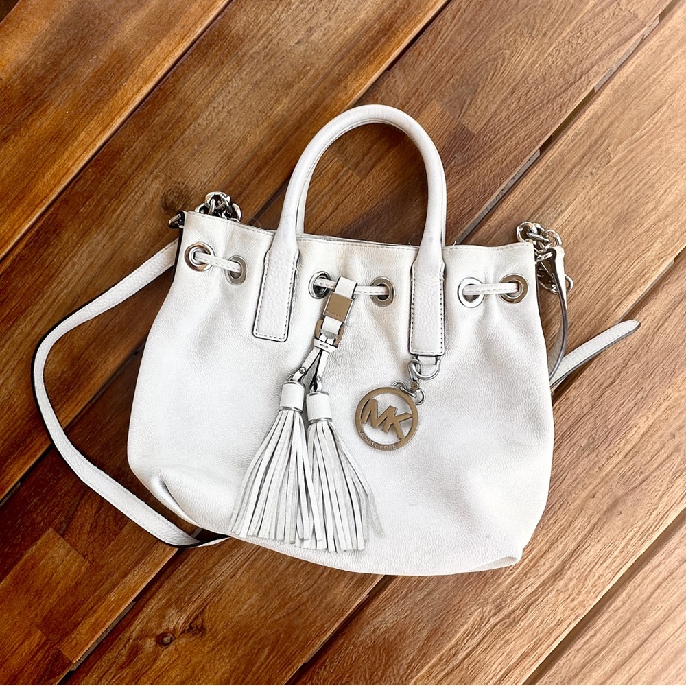Michael Kors Bucket Bag Medium